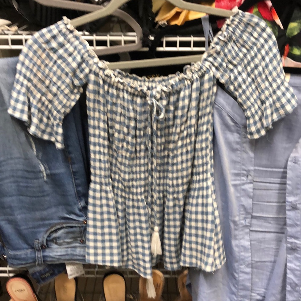 Checkered top